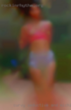 Curvy, seductive and Michigan wanting to fuck horny.